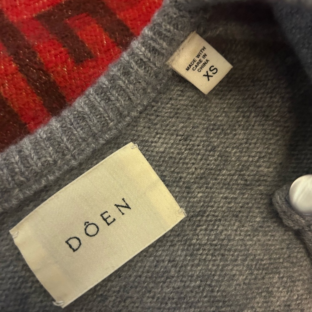 SOLD Doen Fairchild cashmere cardigan - Picture 3 of 10